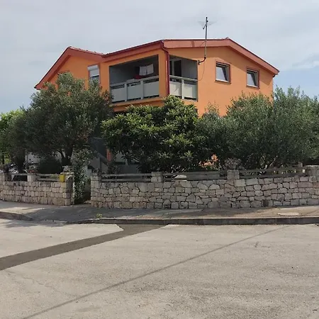 Velebit With Swimming Pool - 10km From Sea - 20km From Zadar Apartman Benkovac